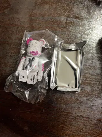 BE@RBRICK 50주년 David Guetta 시크릿 데이비드 게타