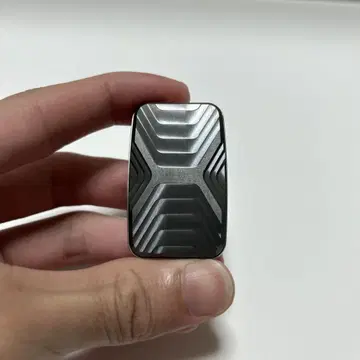 MAGNUS MagLab CYBERGRUB 피젯 토이