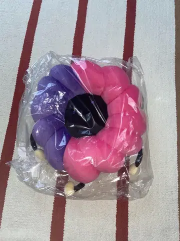 후왓치 크루러 봉제 인형