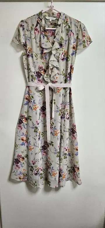 LAURA ASHLEY 꽃무늬 원피스