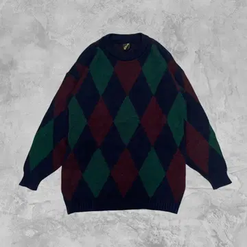 90년대 vintage 빅 아가일 크루넥 니트 트레디셔널