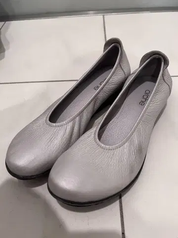 [새상품급] 아르슈 플랫슈즈 그레이 23.5cm