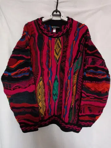 COOGI 쿠지 3D 니트 스웨터