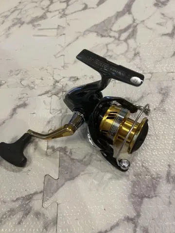 SHIMANO SAHARA C3000HG-1
