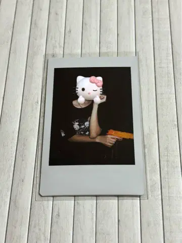 러브식 타로 폴라로이드