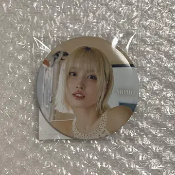 TWICE TWICE5 캔뱃지 MOMO