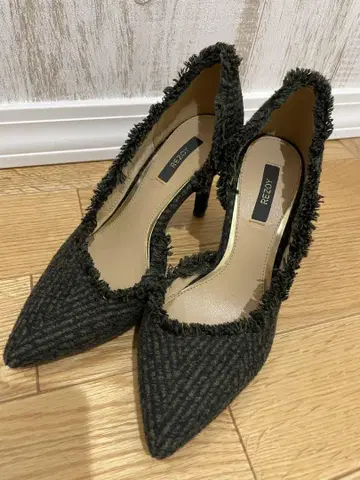 프린지 엣지 스틸레토 하이힐 22.0cm