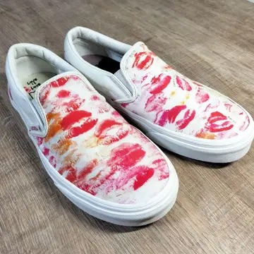 VANS 반스 23.5 슬립온 SARA LORUSSO 키스마크