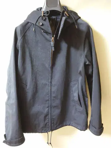 Ten c Anorak 48 BLACK