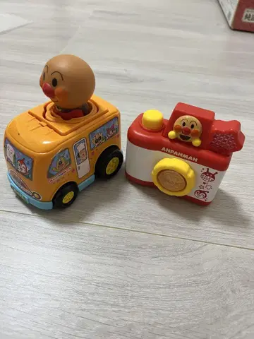 호빵맨 자동차와 완구 카메라