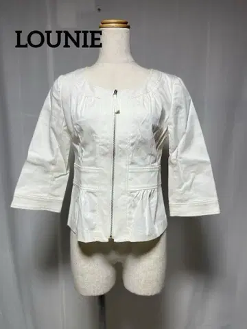 새상품 미사용 LOUNIE 화이트 노카라 자켓