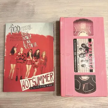 f(x) HOT SUMMER, Pink tape 트레이딩 카드 포함