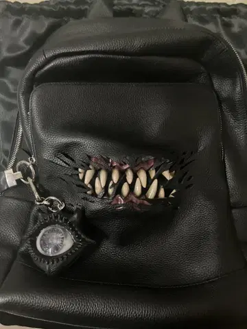 MALICIOUS.X creature zombie 백팩