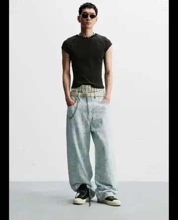 zara 닳은 디테일 배기 핏 청바지