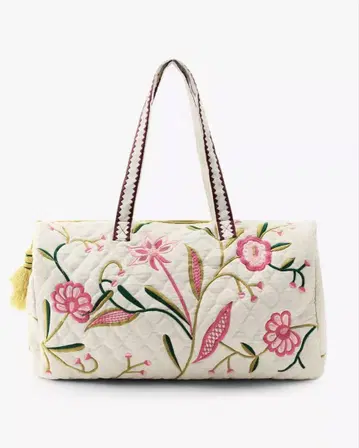 ZARA 자라 대비 자수 퀼팅 백 완판템