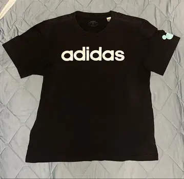 도쿄 디즈니 리조트 티셔츠 L 사이즈 adidas