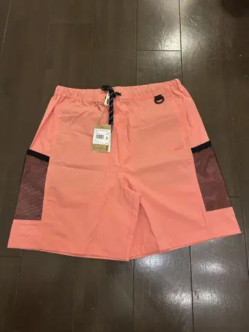 킨 keen 숏팬츠 pink L 사이즈