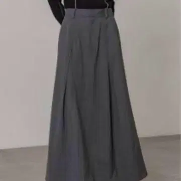 UNIQLO 그레이 플리츠 롱 스커트