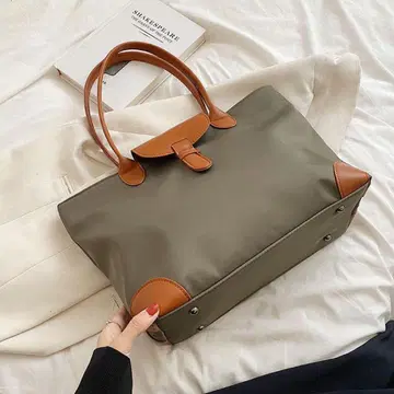 토트백 여성용 경량 대용량 포켓 부착, 자신용 평소용 선물