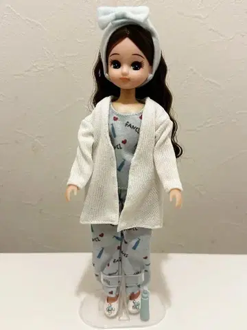 마이크 리카짱 옷 갈아입기 의류 파자마 스타일