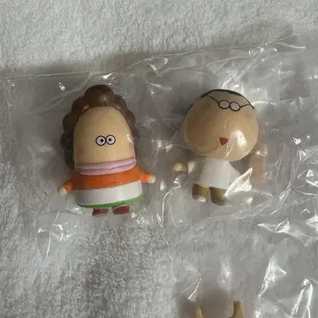 아따맘마 나라분데스. 가챠가챠 엄마 아빠 2세트
