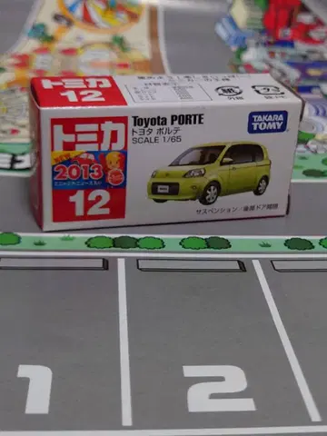 토미카 12 도요타 포르테 SCALE 1/65 1대