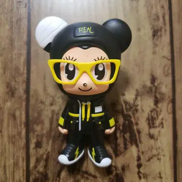 MOUSY LITTLE TRENDY ERA의 블랙 아이