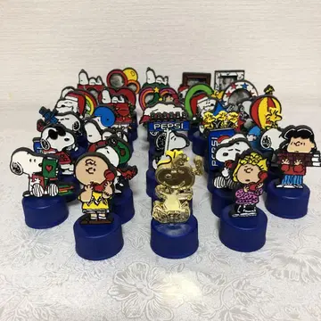 PENANUTS 펩시 병뚜껑 33개