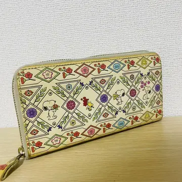 [스누피] 장지갑 라운드 지퍼 꽃무늬 우드스탁 포함 대용량