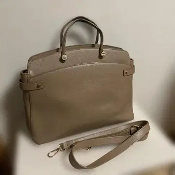 FURLA 훌라 베이지 심플 핸드백