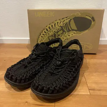 새상품급 KEEN UNEEK M 26.5cm BLACK 킨