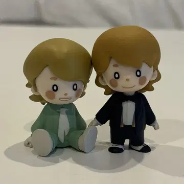 Mrs. GREEN APPLE 후지사와 료카 피규어 2개