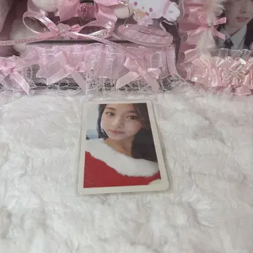 TWICE 쯔위 tzuyu 크리스마스 에디션 화이트 테두리