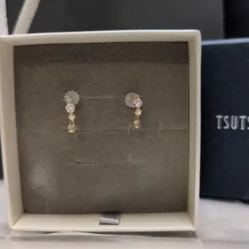미사용 새상품 TSUTSUMI 10k 귀걸이