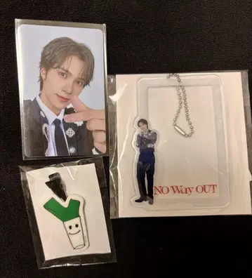 WayV 웨이션V No Way Out 랜덤 굿즈 헨드리 세트