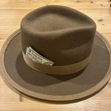 Mr.FATMAN & Co. THE FAT HATTER