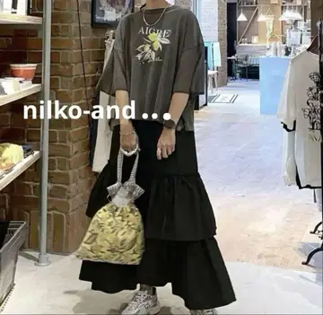 niko and - [니코앤드] 소매 플레어 메쉬 프린트 티셔츠