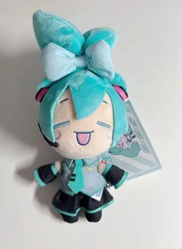 하츠네 미쿠 봉제 인형 약 20cm 택 포함