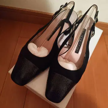 부티크 오사키 샌들