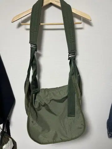 WAIPER.inc 리메이크 뉴스페이퍼 백 숄더백