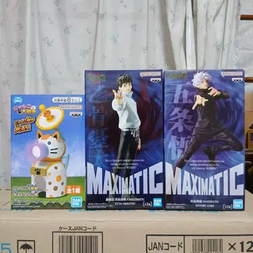 피규어 3상자