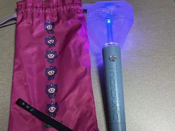 TREASURE 응원봉 CHILLI 응원봉 케이스 포함
