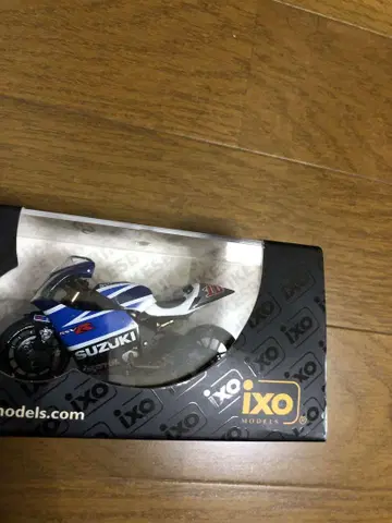ixo 스즈키 GSV-R #10 K. Reberts MotoGP 2003