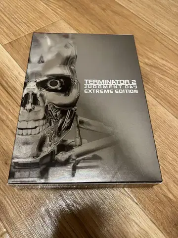 TERMINATOR 2 JUDGMENT DAY EXTREME EDITIO