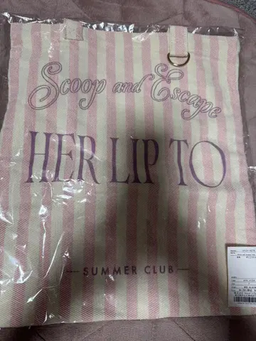 herlipto ScoopandEscapeTote pinkstripe