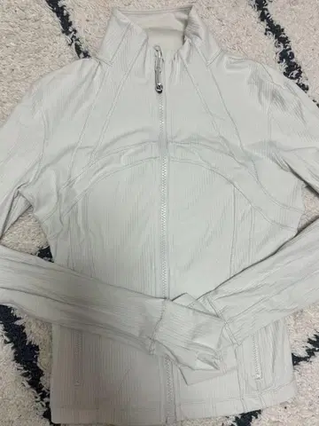 lululemon 크롭 define 자켓 리브 Nulu
