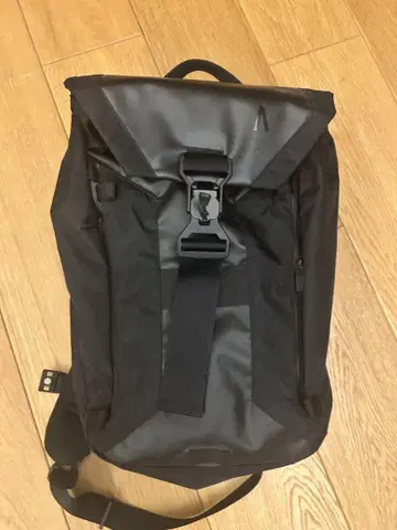 숄더 백팩