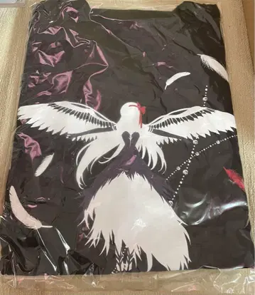 검은색 티셔츠 흰색 깃털 호무라 디자인 XL 사이즈