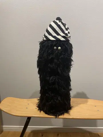 MEDICOM TOY Genevieve Gauckler 봉제 인형