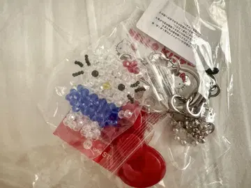 키티 LOWRYS FARM Me% HELLO KITTY 비즈